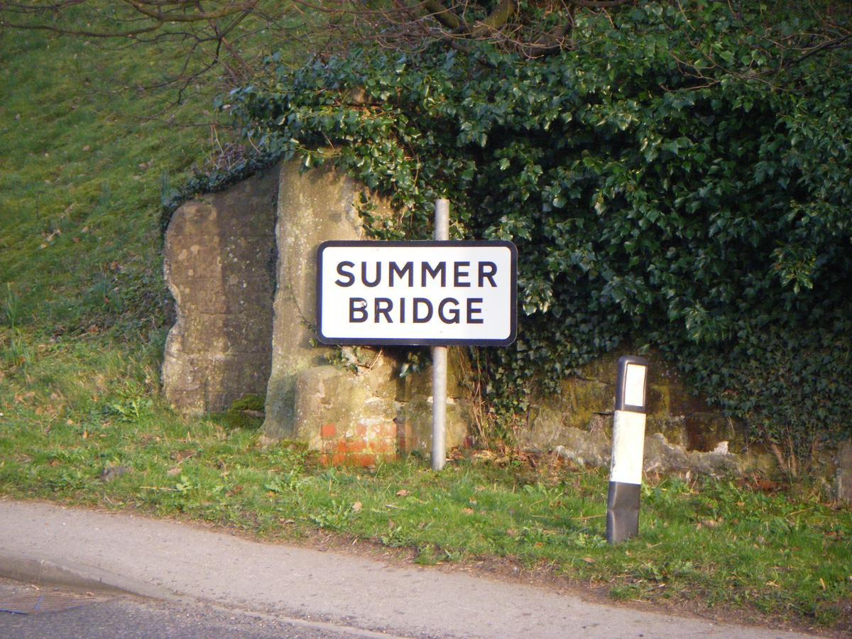 The Firs B&B &Tea Room Summer Bridge ภายนอก รูปภาพ